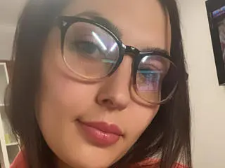 Xlovecam Live Sex Cam of JolieBombonFontaine