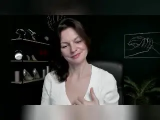 Xlovecam Free Live Porn of VivianTease