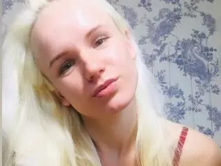 Xlovecam Live Sex of SusanSmite