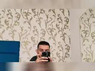 Xlovecam Sex Chat of MichaelMagno