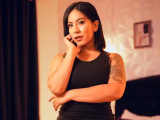 Xlovecam Private Sex Chat of IvonnyJackson