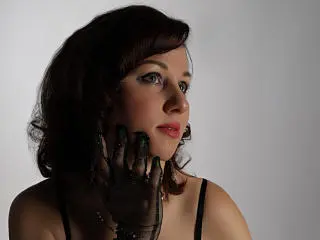 Xlovecam Adult Webcam of MirandaBrooks