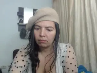 Xlovecam Watch Live Sex Cams of SharickPoilu