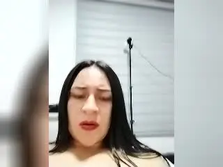 Xlovecam Adult Webcam of HayleeWaner