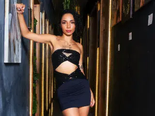 Xlovecam Free Live Porn of SilvanaXOwen