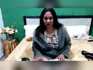 Xlovecam Watch Live Sex Cams of RoraimAnaggie