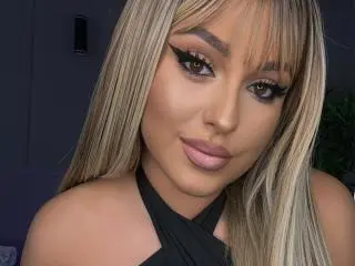 Xlovecam Free Porn Cam of PatriciaSpicey