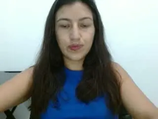 Xlovecam Nude Webcam of SarahFriendly