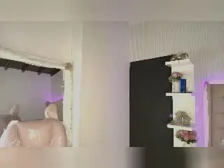 HilaryRussoo from xlovecam