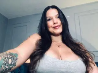 SimoneCallen from xlovecam