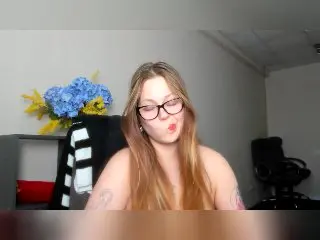 Xlovecam Adult Video Chat of KarKutie