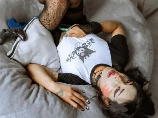 Xlovecam Live Sex Cam of NoemiSky