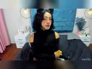 Xlovecam Adult Webcams of NoemiSky