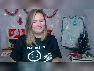 SallyVerda from xlovecam