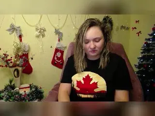 SallyVerda from xlovecam