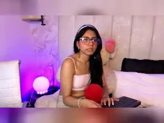 VioletXBloom from xlovecam