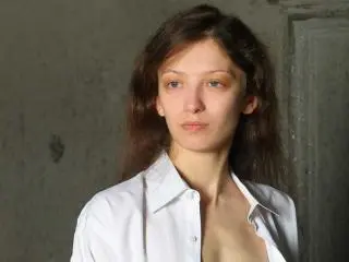 Silerta from xlovecam