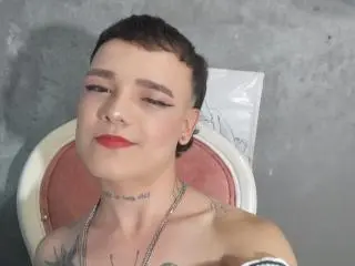 Xlovecam Private Sex Chat of HeidySumers