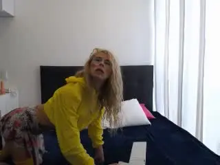 JulyFucha from xlovecam