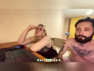 Xlovecam Best Webcam of MikeAndAnna