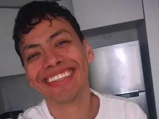 Xlovecam Watch Live Sex Cams of TommySteve