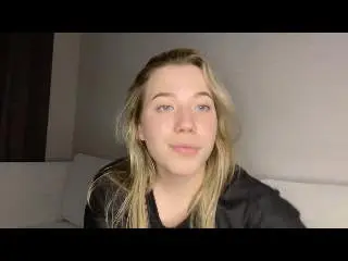 Xlovecam Live Porn of EmberSexy