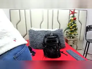 Xlovecam Nude Webcam of RebekaHunter