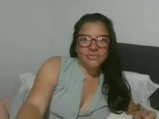 Xlovecam Live Porn of EstelaHot