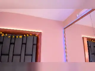 Xlovecam Private Sex Chat of LisaMendez