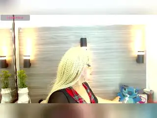 Xlovecam Sex Cam of SweetNatashaX