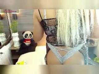 Xlovecam Free Porn Cam of SweetNatashaX