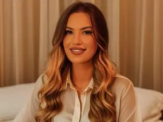 Xlovecam Live Sex Cam of ZoeyMarie