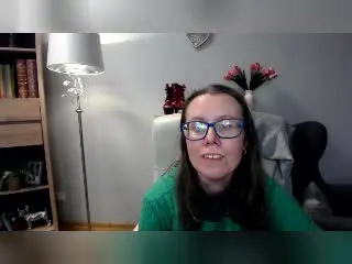 LizzySparkle from xlovecam