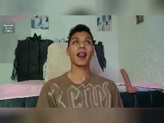 Xlovecam Adult Webcams of DylanDirty