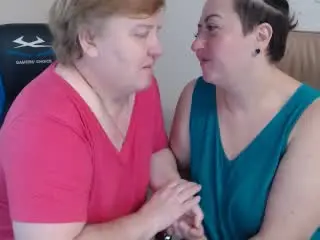 Xlovecam Sex Cam of MollyAndJane