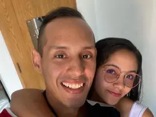 Xlovecam Free Live Porn of LizAndJuan