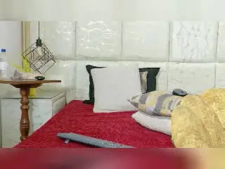 Xlovecam Adult Video Chat of LizAndJuan