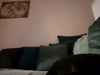 DoraBlueEyess from xlovecam