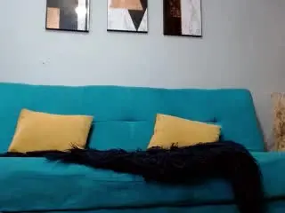 Xlovecam Live Sex Cam of SaraKleine