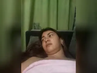 Xlovecam Best live sex cam show of KarolineCherie