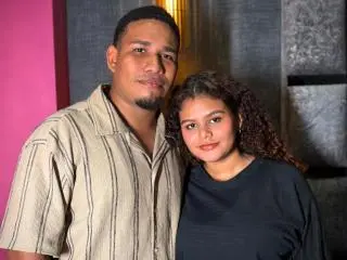 Xlovecam Live Sex Cam of LucasandSasha