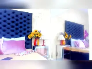 Xlovecam Free Live Porn of NohemiWon