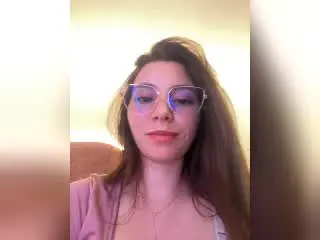 Xlovecam Free Porn Cam of LinaFoxyHot