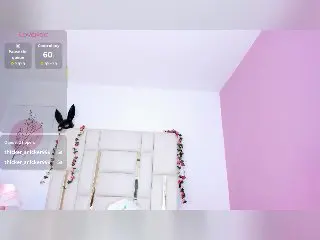 Xlovecam Private Sex Chat of MaxxineVx