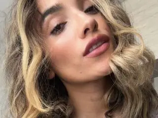 Xlovecam Nude Webcam of AdharaCooperr