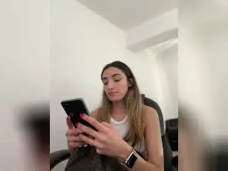 Xlovecam Adult Video Chat of AdharaCooperr