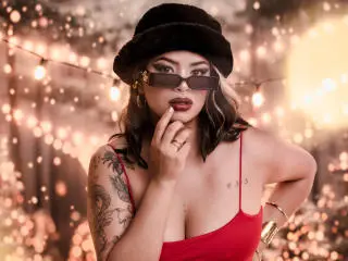 Xlovecam Sex Cam of MariGonz