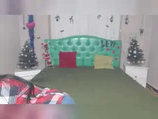 Xlovecam Adult Webcam of IsabelBlackberry