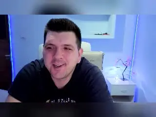 Xlovecam Free Live Porn of JasonJacks