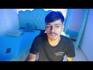 CharlieeCock from xlovecam